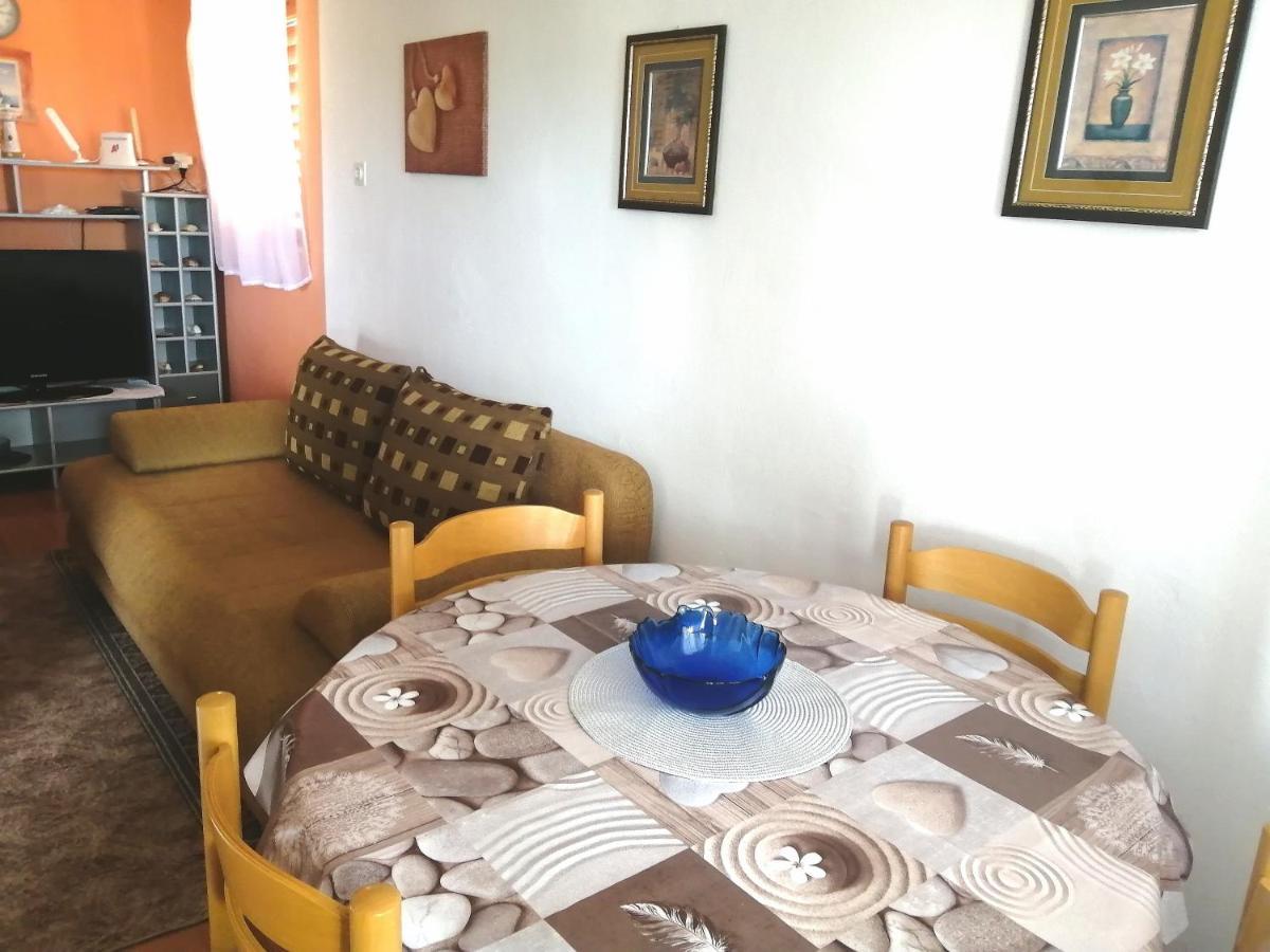 Apartmani Zmiric Primošten Екстериор снимка