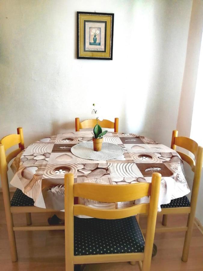 Apartmani Zmiric Primošten Екстериор снимка