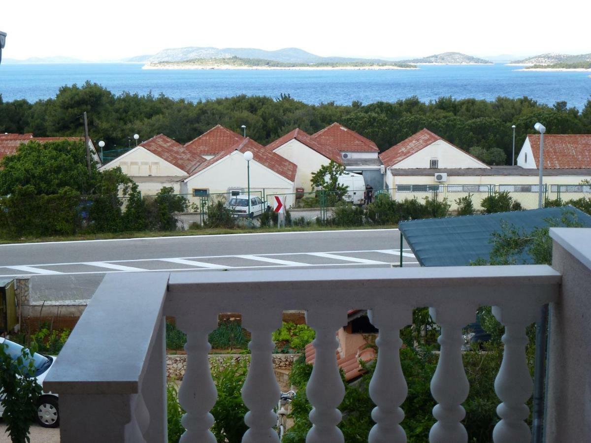 Apartmani Zmiric Primošten Екстериор снимка