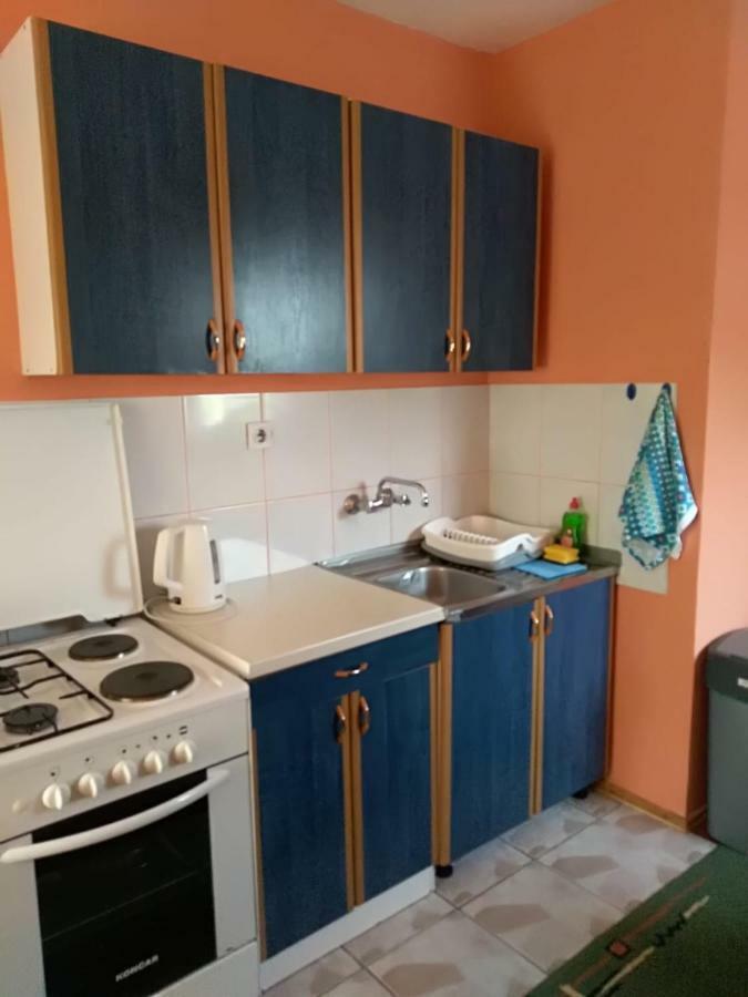 Apartmani Zmiric Primošten Екстериор снимка